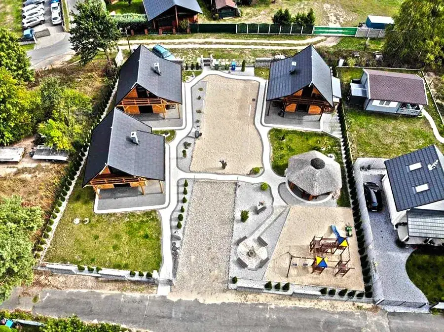 Zdjęcie Bacówki nad jeziorem Goszcza – idealne miejsce na relaks i wypoczynek