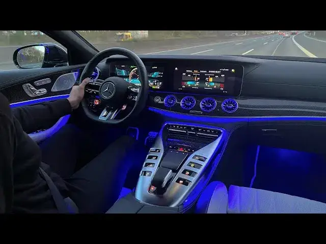 Wnętrze Mercedes-AMG GT 4-Door Coupé MBUX
