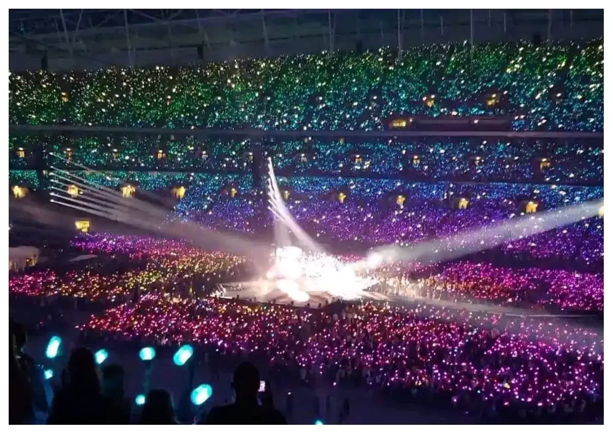 BTS koncert stadionowy publiczność