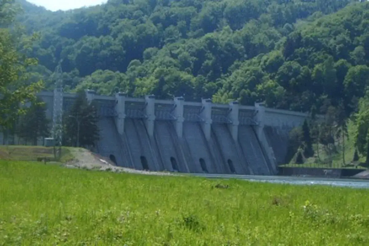 Jezioro Rożnowskie atrakcje turystyczne