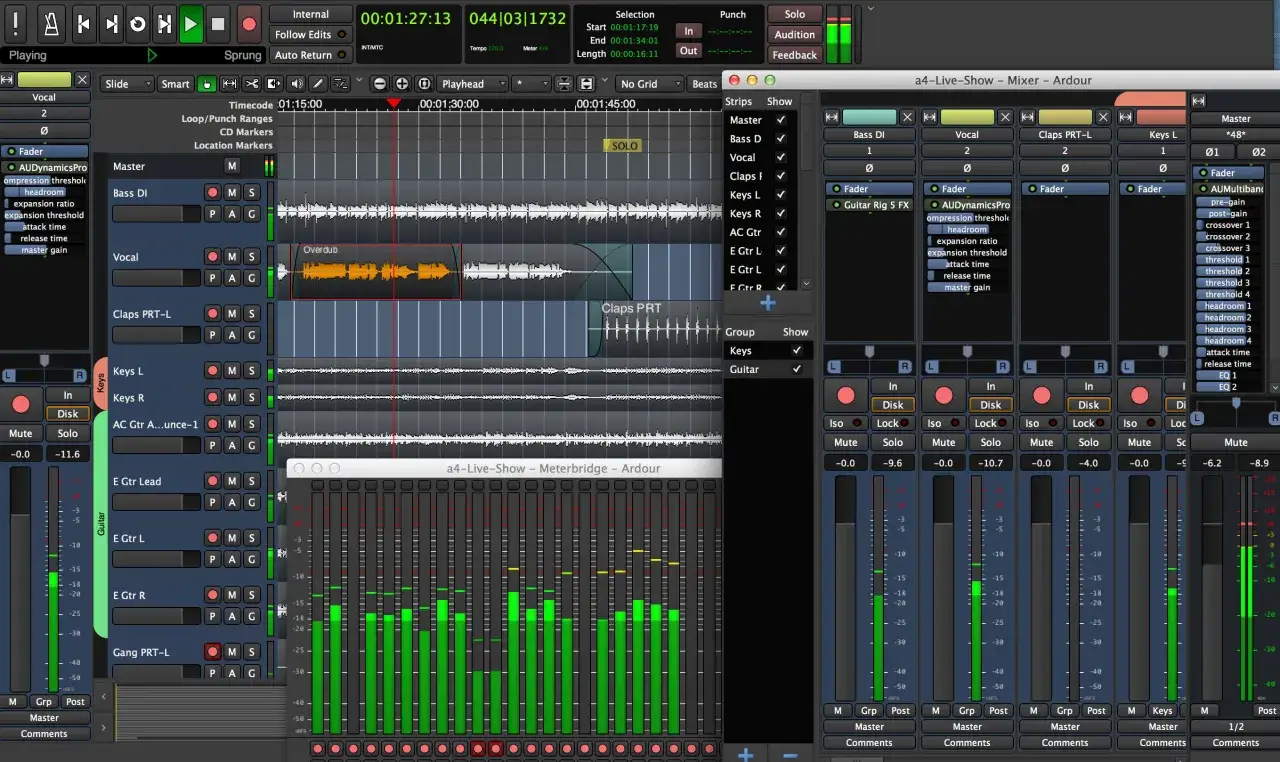 Interface d'un logiciel de production musicale open source, Ardour, avec pistes audio, faders et analyseurs de spectre.