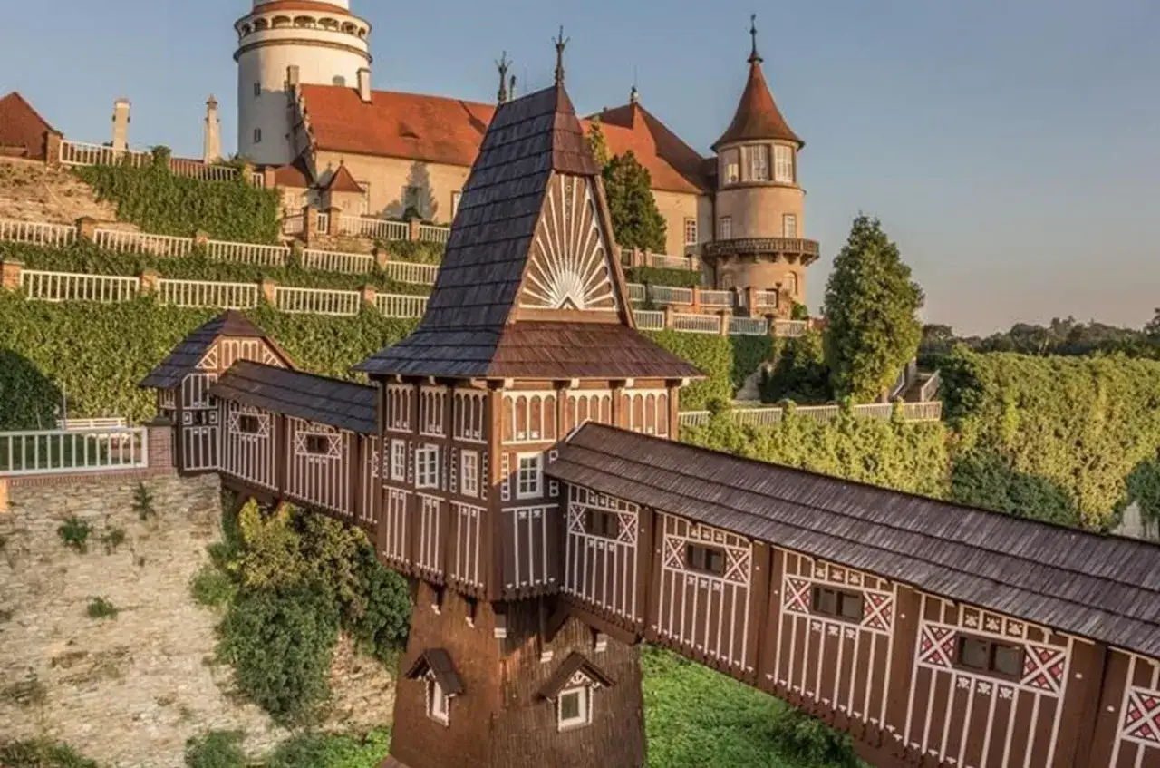 Ogrody zamkowe Nové Město nad Metují most Jurkovič