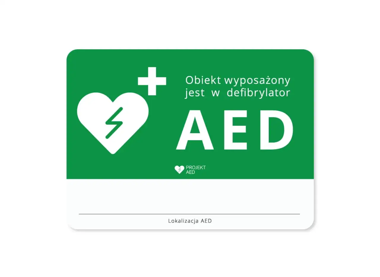 użycie defibrylatora AED na manekinie