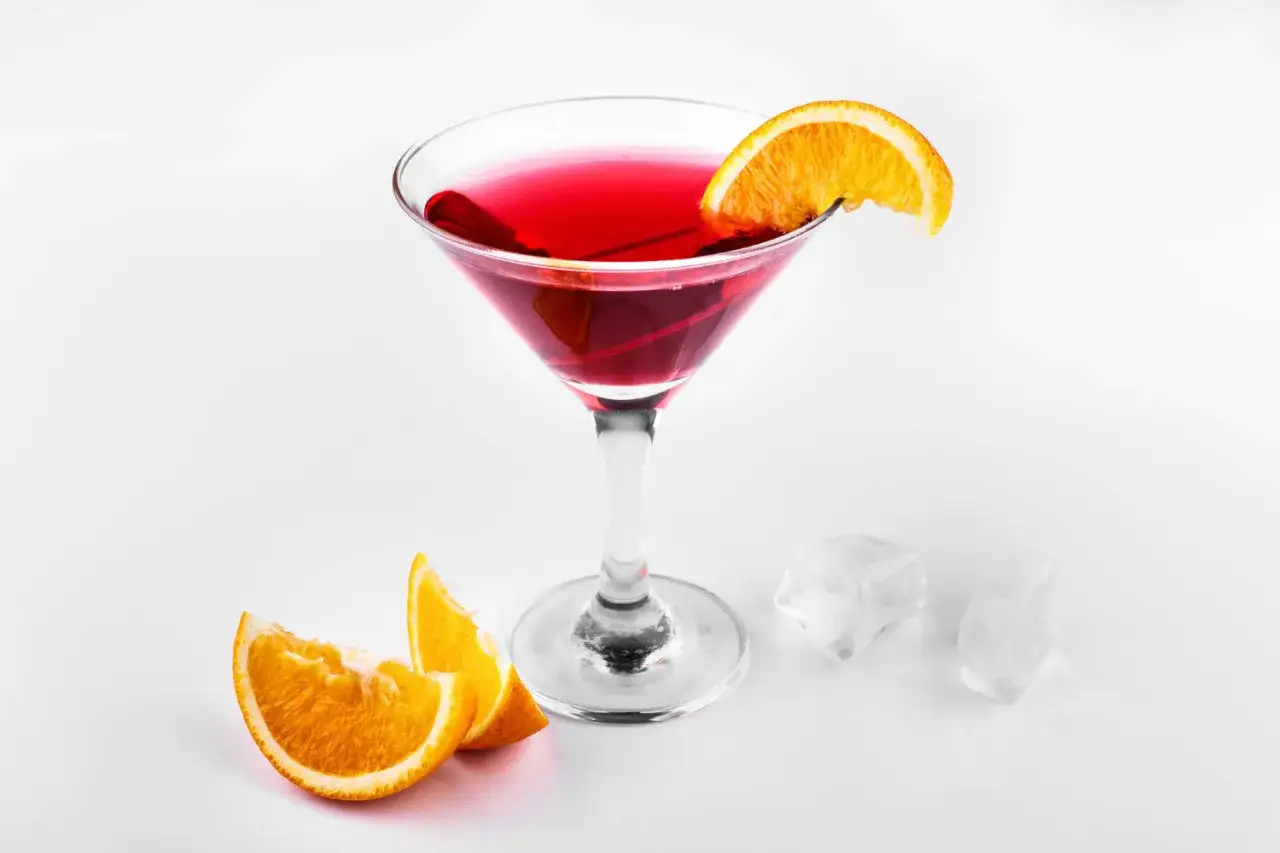 Składniki i sprzęt do Cosmopolitan