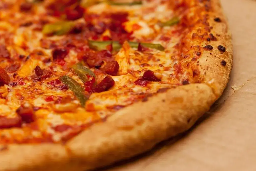 Zdjęcie Jak zrobić idealne ciasto na pizzę jak z pizzerii – prosty przepis i wskazówki