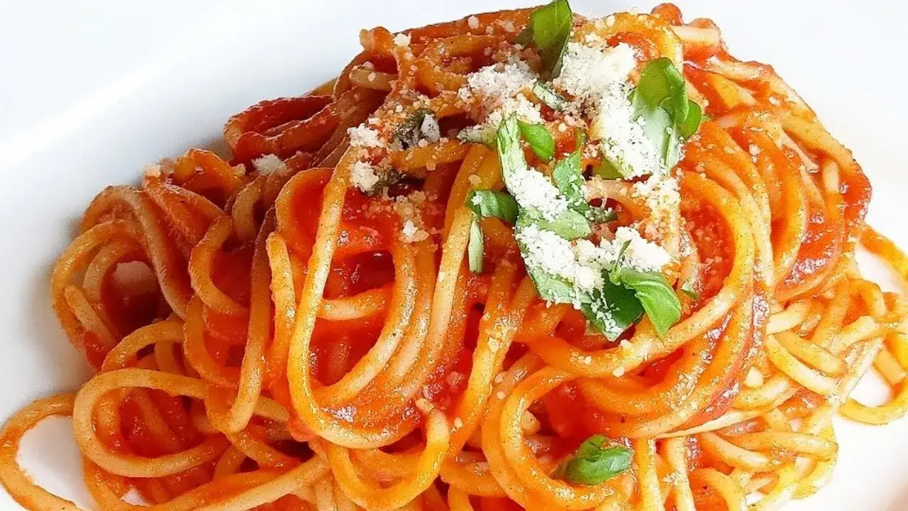 Sos do spaghetti z passaty krok po kroku