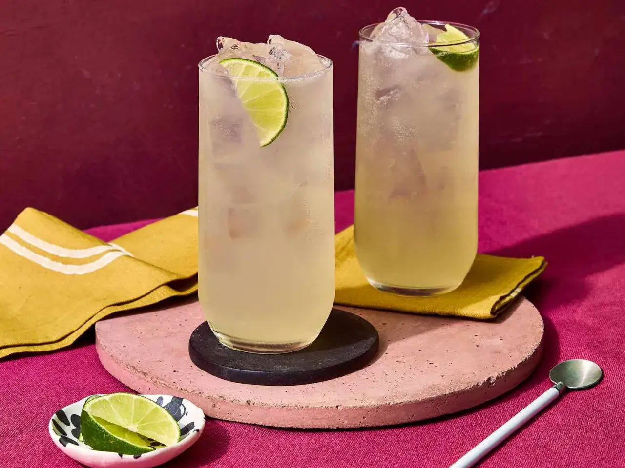 Moscow Mule cocktail recipe ingredients