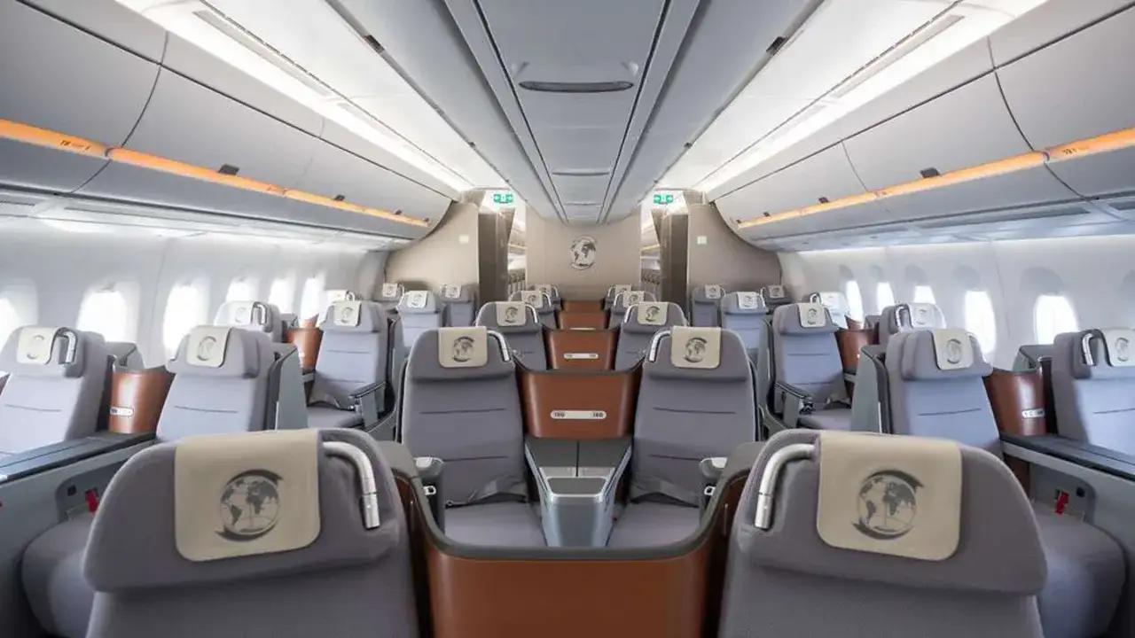 Der **Bundeskanzler** reist im **Flugzeug innen** in luxuri&ouml;sen Sitzen. Die Kabine ist modern und ger&auml;umig, mit bequemen Sitzen und viel Beinfreiheit.
