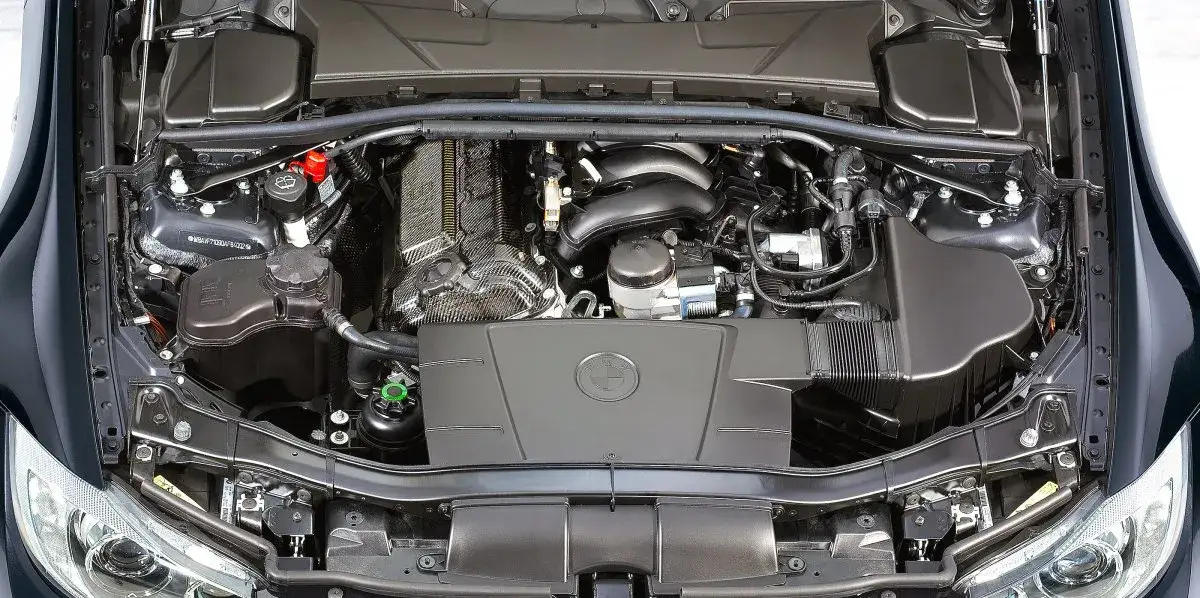 BMW N46 vs N43 silnik por&oacute;wnanie