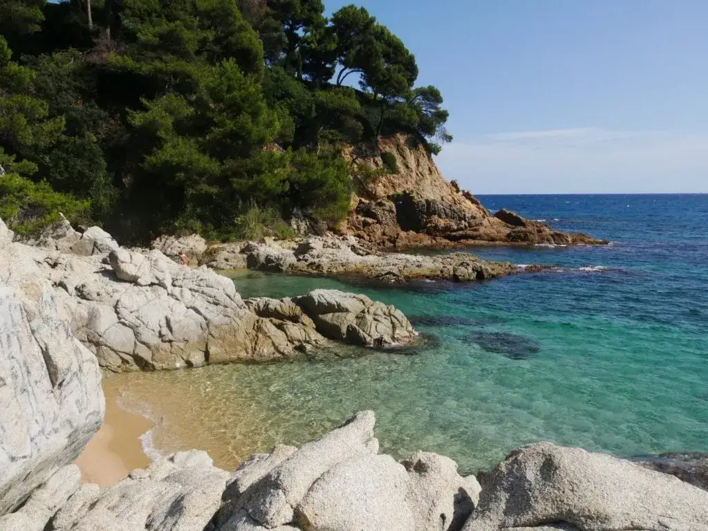 Costa Brava ukryte zatoczki