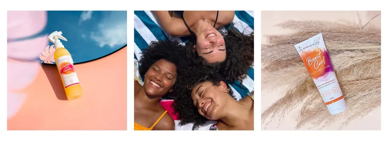 Trois femmes aux cheveux bouclés sourient, profitant du soleil. Un spray et une gelée