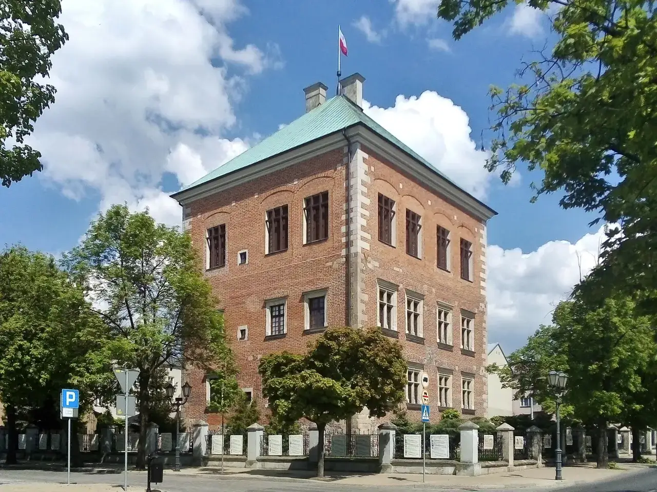 Zamek Kr&oacute;lewski Piotrk&oacute;w Trybunalski renesans architektura