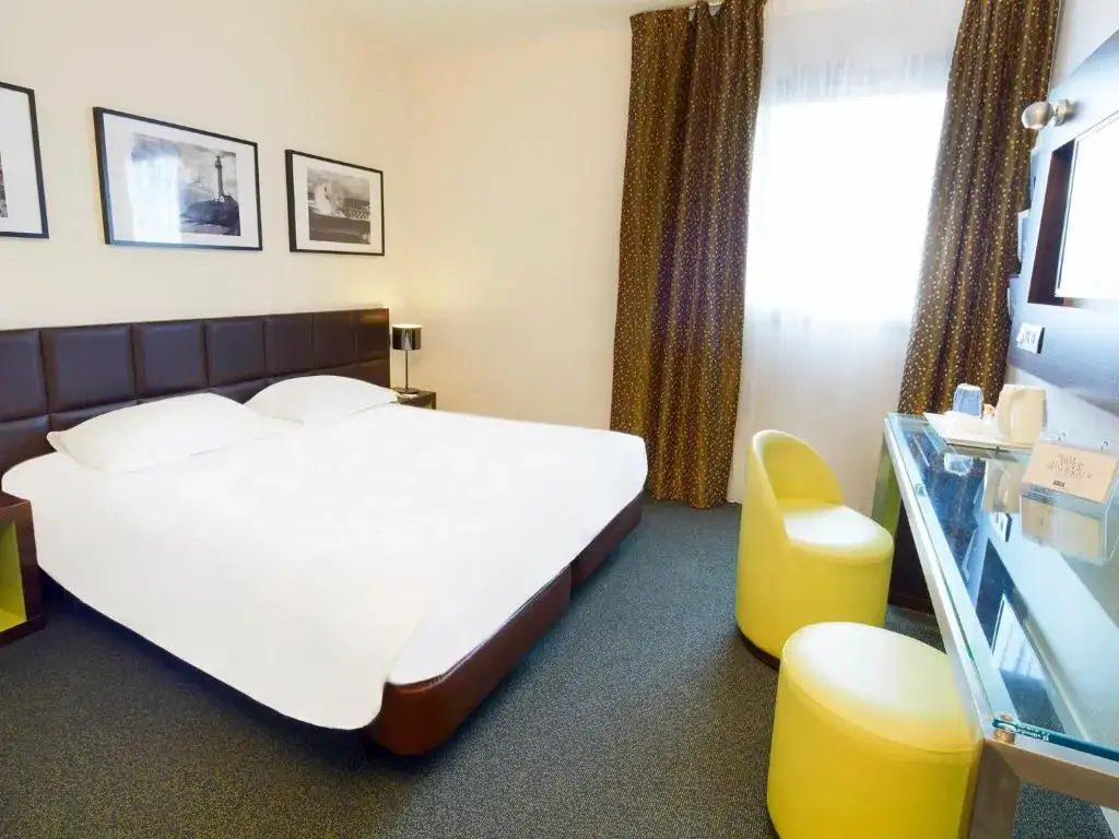 Chambre h&ocirc;tel Kyriad Orly Athis Mons