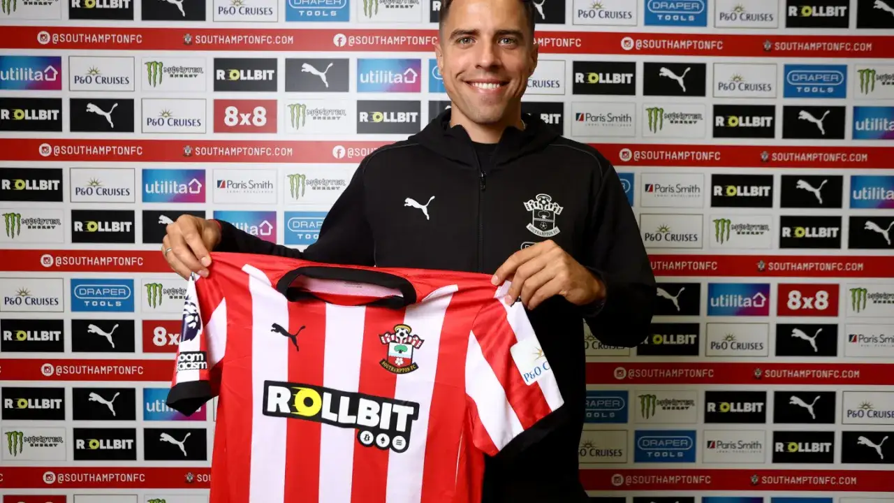 Jan Bednarek w koszulce Southampton