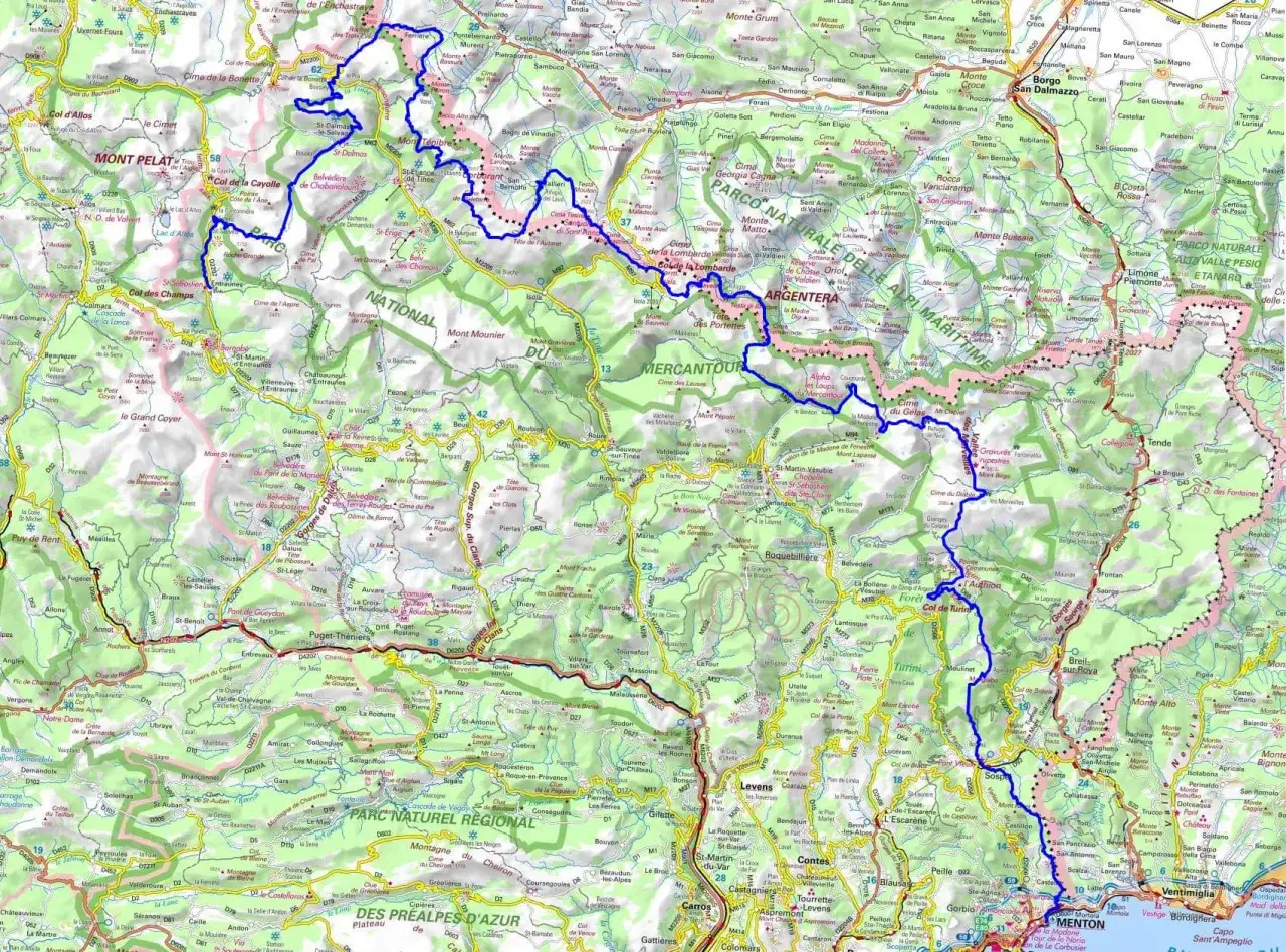 Carte du Mercantour, avec le GR 52 traversant le parc national.