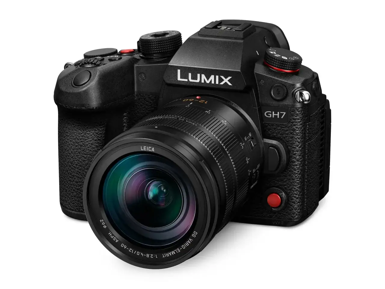 Cámara Panasonic GH7 negra con lente Leica DG Vario-Elmarit.