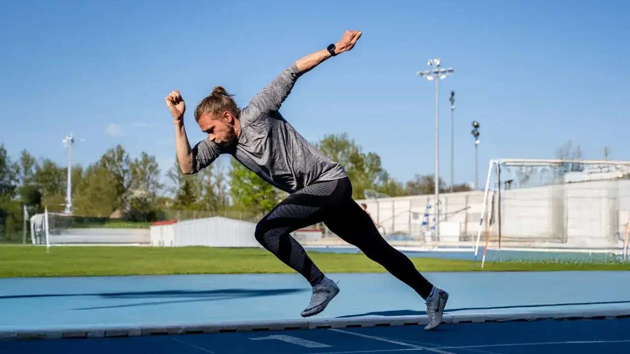 Zdjęcie Jak szybciej biegać sprint – sprawdzone techniki na lepsze wyniki