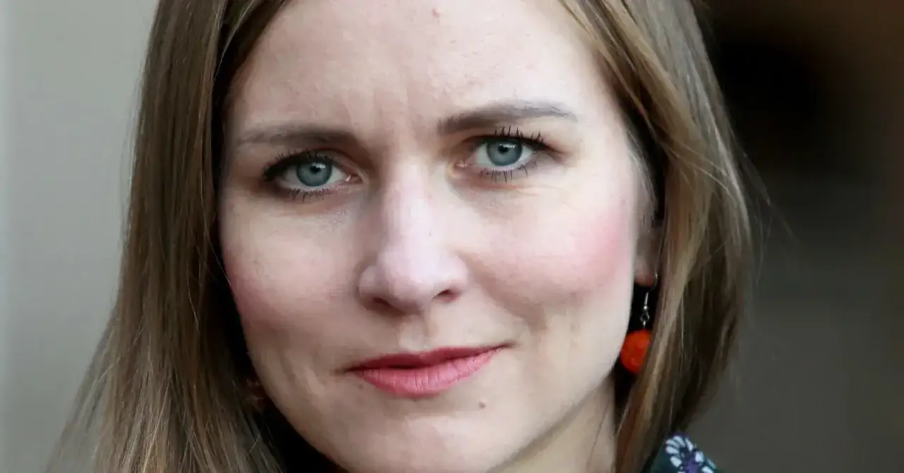 Portret Doroty Masłowskiej, której wykształcenie jest szeroko komentowane.