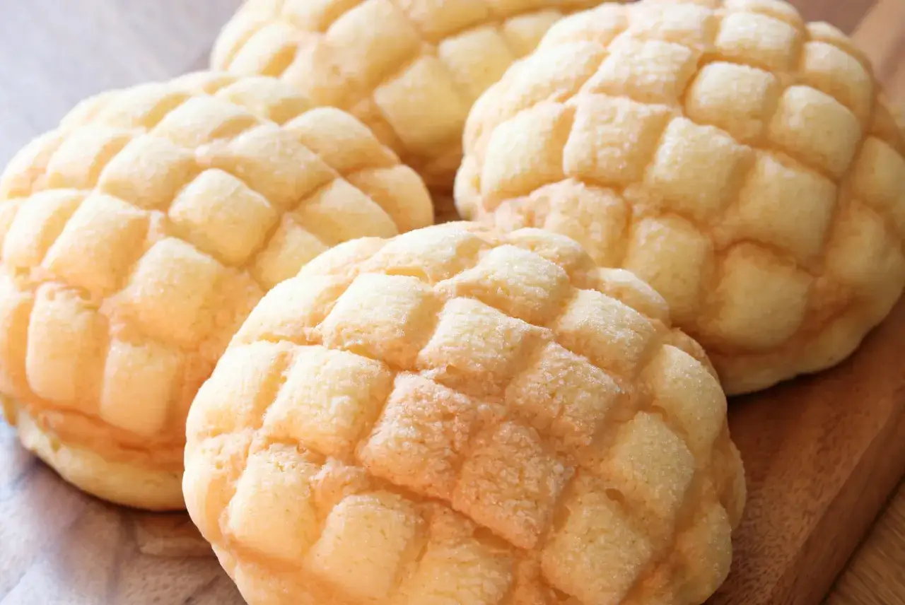 Japońskie słodkie bułeczki melon pan i anpan