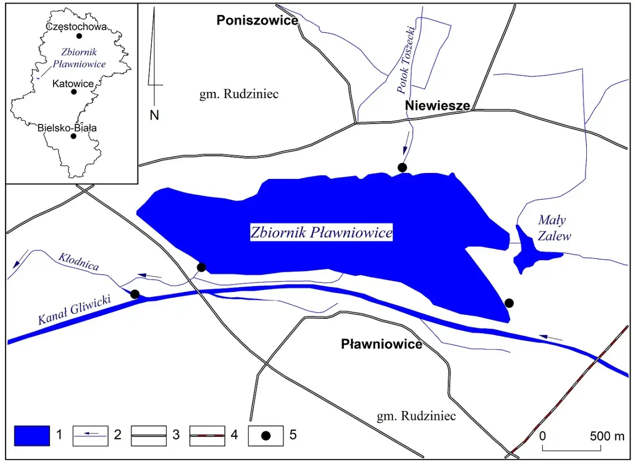 Mapa okolic Zbiornika Pławniowice. Widać jezioro, rzeki, kanały i miejscowości. Cennik nie jest widoczny.