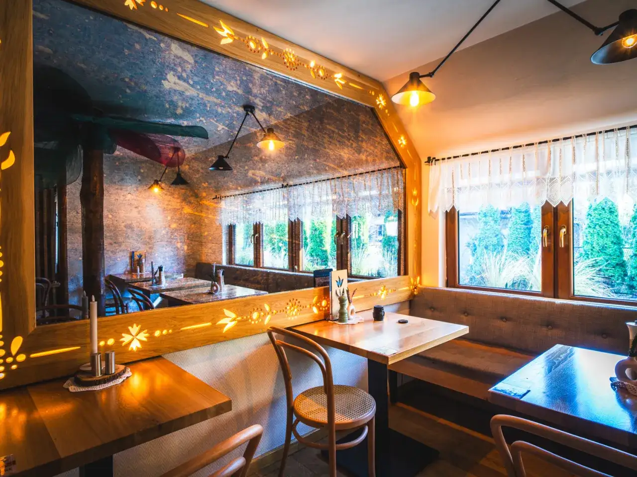 Bacówka Chyżne restauracja z zewnątrz