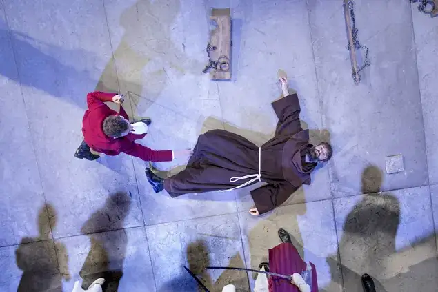 Zdjęcie Recenzja nowego pana tadeusza w teatrze: zaskakujące interpretacje