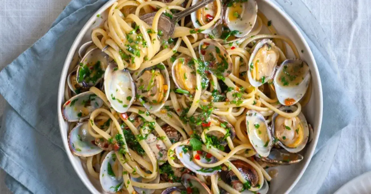 Assortiment de fruits de mer frais pour pâtes
