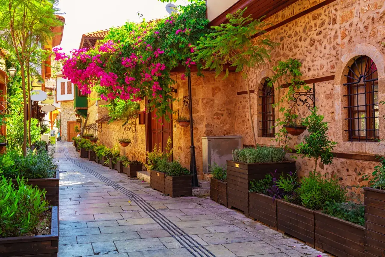 Kaleiçi Antalya stare miasto uliczki