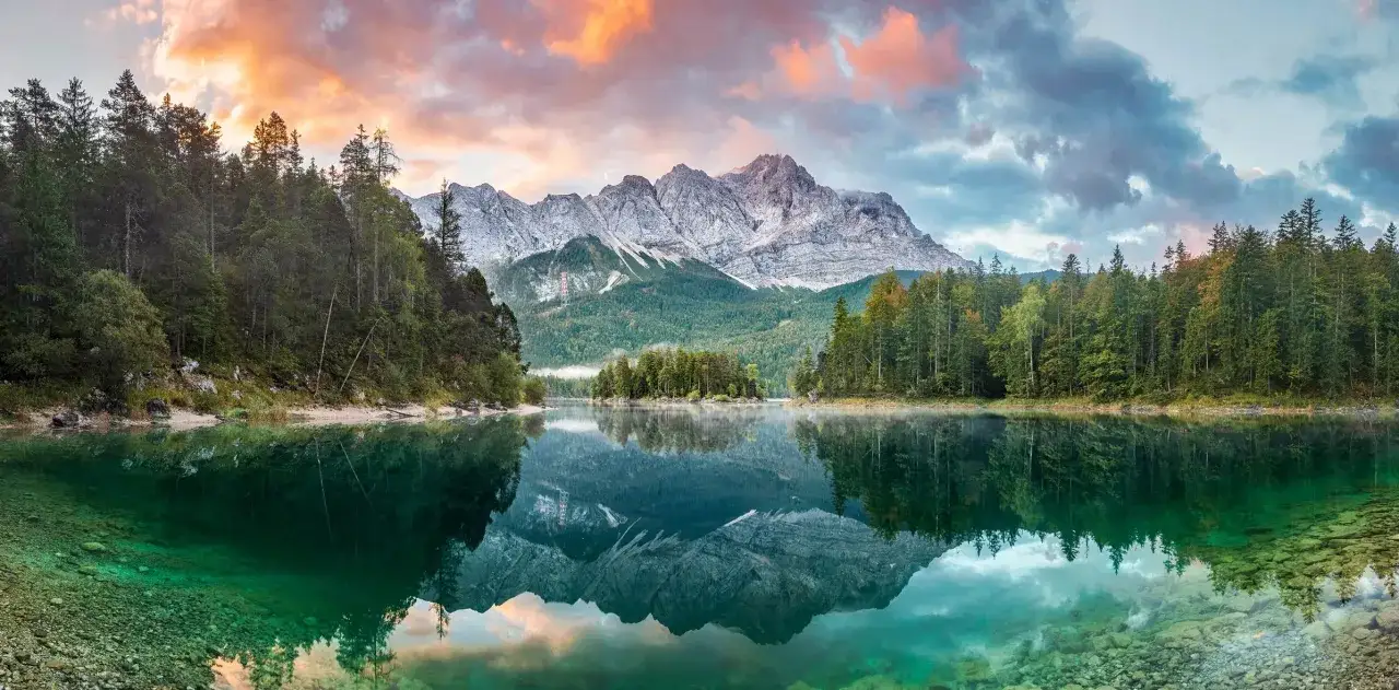 Berge und Meer Reisearten Vielfalt