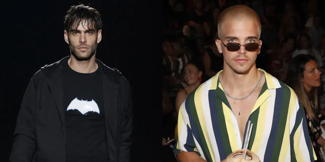 Dos modelos hombres, uno con camiseta negra y logo de Batman, otro con camisa a rayas y gafas de sol.