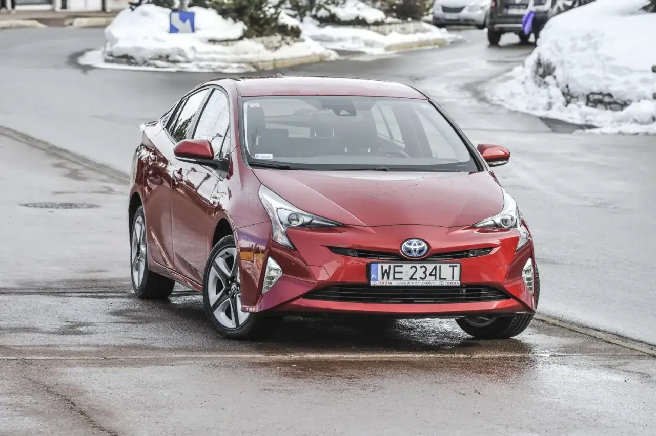 Ewolucja generacji Toyota Prius