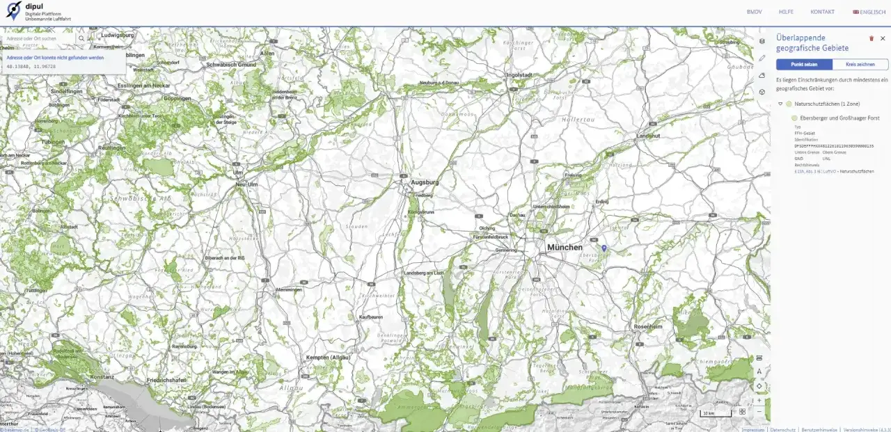 Drohnen App Deutschland: Karte zeigt Naturschutzgebiete bei München. Ideal für Flugplanung.