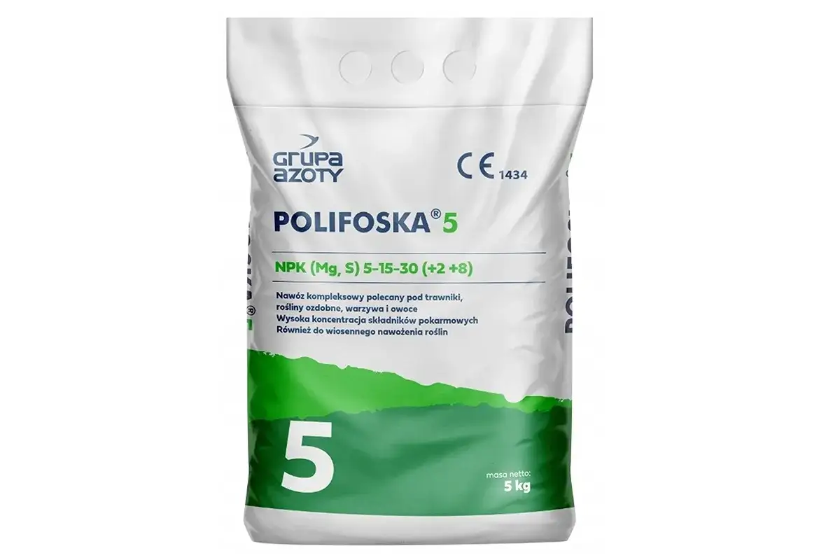 Worek nawozu POLIFOSKA 5, NPK (Mg, S) 5-15-30 (+2+8), polecany do trawników, roślin ozdobnych, warzyw i owoców. Masa netto 5 kg.
