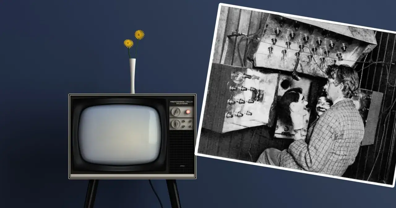 Obok nowoczesnego telewizora, czarno-białe zdjęcie przedstawia mężczyznę przy skomplikowanym urządzeniu, które mogło być pierwszym telewizorem na świecie.