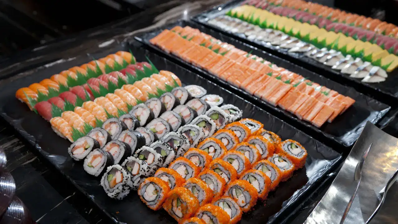 rodzaje sushi w bufecie all you can eat