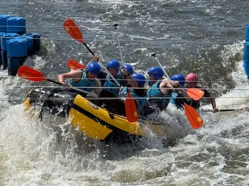 Rafting na torze kajakarstwa górskiego Kolna