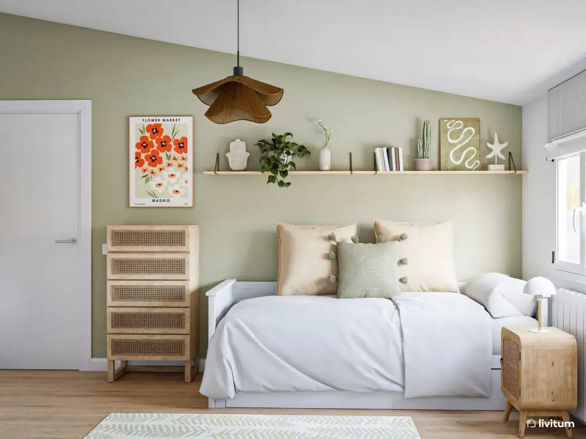 Habitación juvenil con paredes verde menta, cómoda de ratán y cama blanca. Un póster de flores y estanterías decoradas. Ideal para que los adolescentes pintar su espacio.
