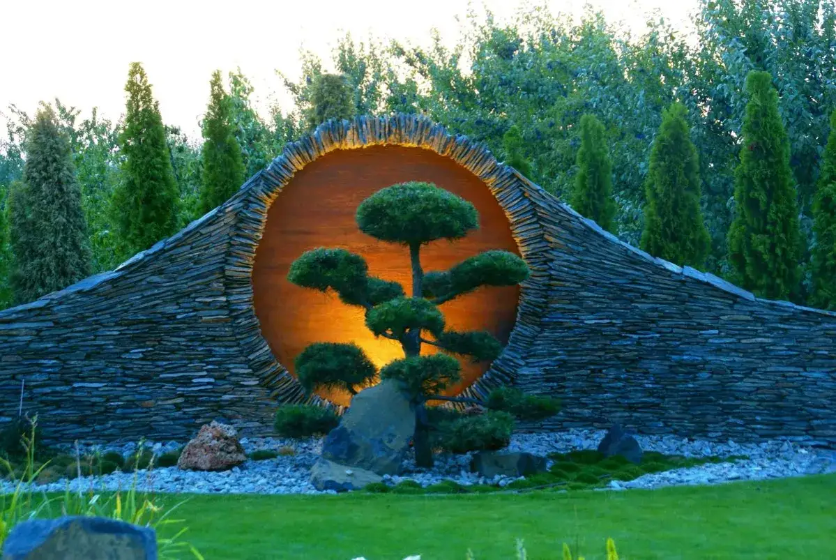 ogrodowe bonsai w polskim ogrodzie