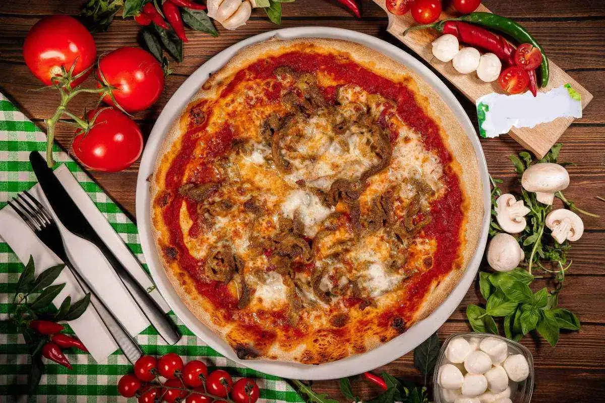 różne rodzaje pizzy klasyczne i nowoczesne