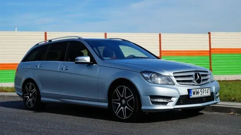 Mercedes W204 sedan i kombi