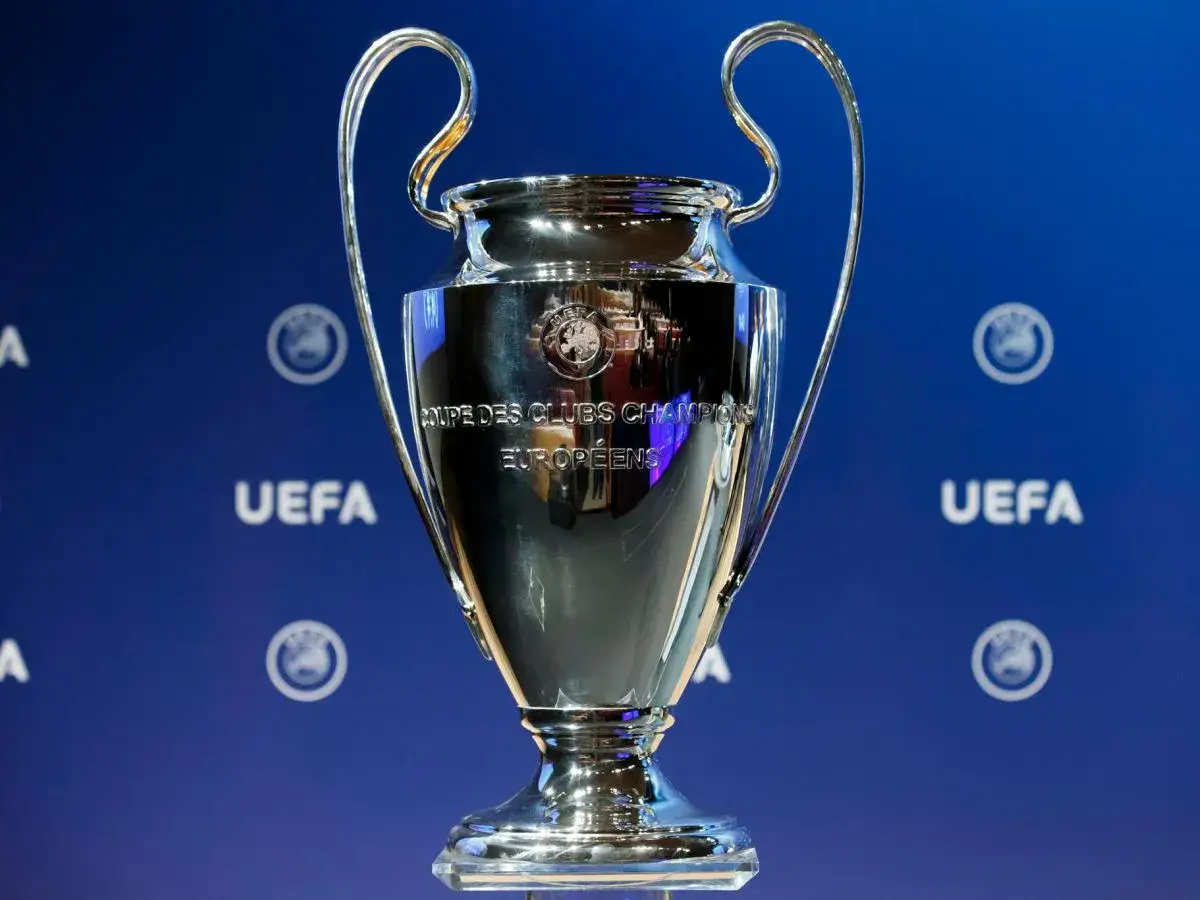 Trofeum Ligi Mistrzów, symbol zwycięstwa w rozgrywkach, które kluby chcą zdobyć. Kto wygrywał?