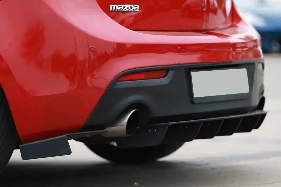 Mazda 3 BK ze spoilerem MPS