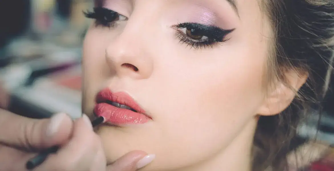 Make-up Trends München natürliche Looks glamourös