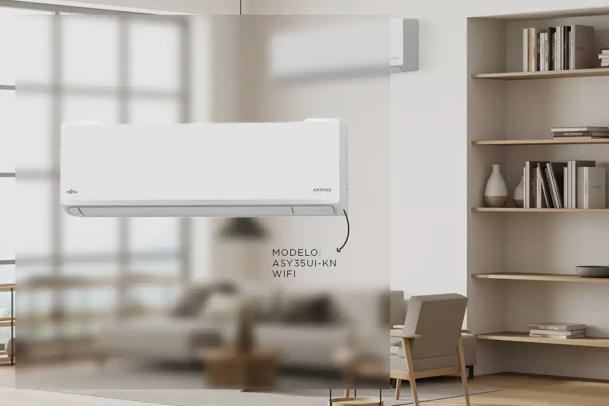 Un elegante aire acondicionado Fujitsu AIRSTAGE, modelo ASY35UI-KN con WiFi, instalado en una sala de estar moderna.