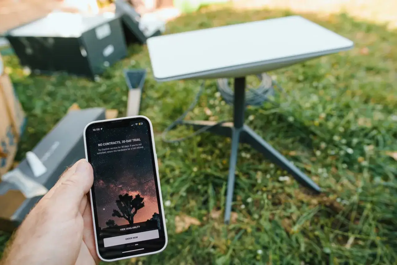 Starlink Polska antena