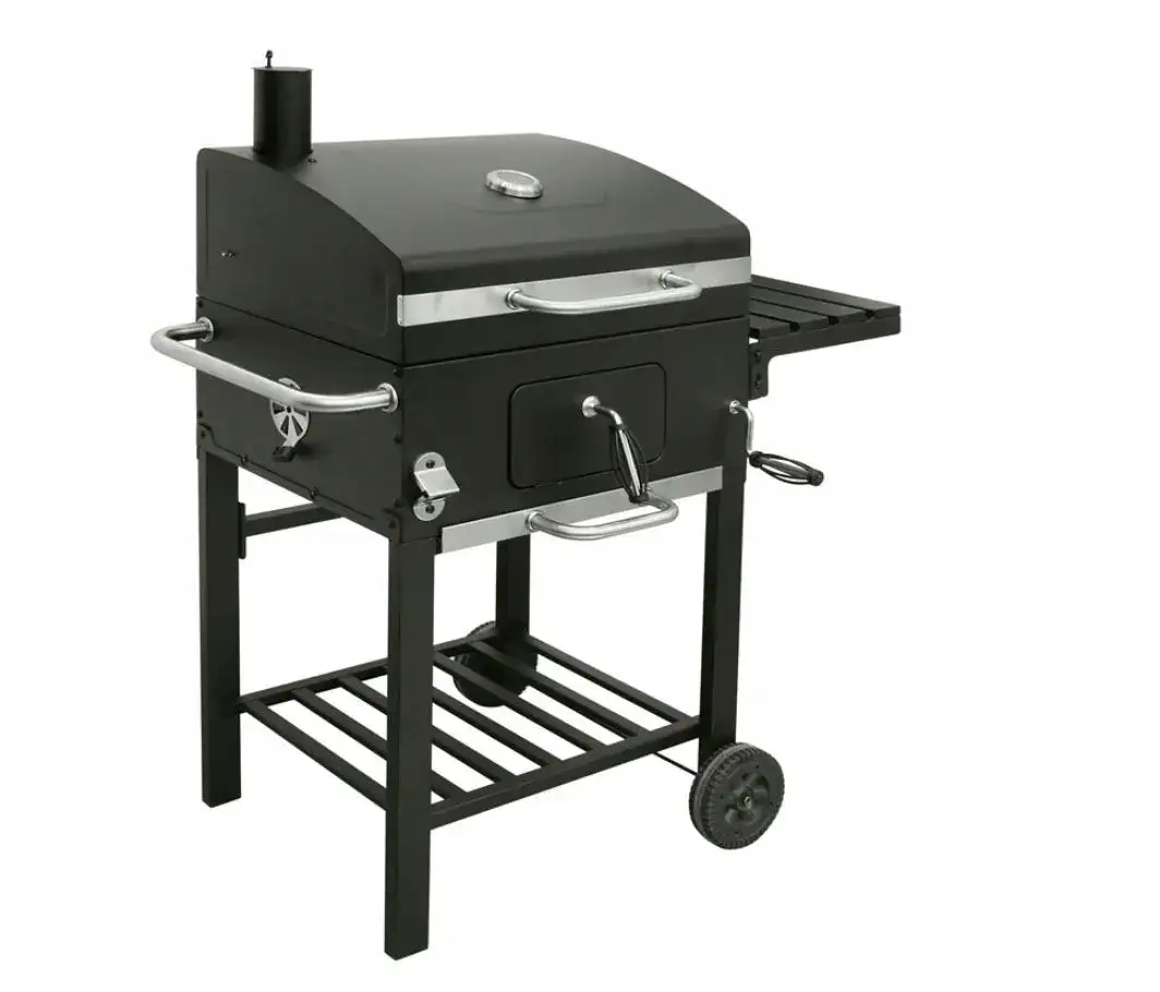 Grill Komfort Basic w ogrodzie