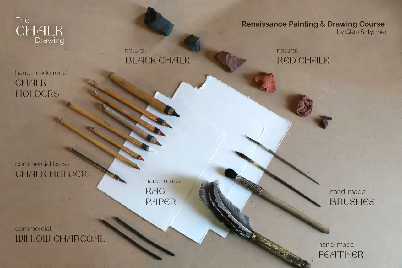 Materiales para pintar con tizas: tizas naturales negra y roja, soportes de ca&ntilde;a y lat&oacute;n, papel de trapo, carboncillo y pinceles.
