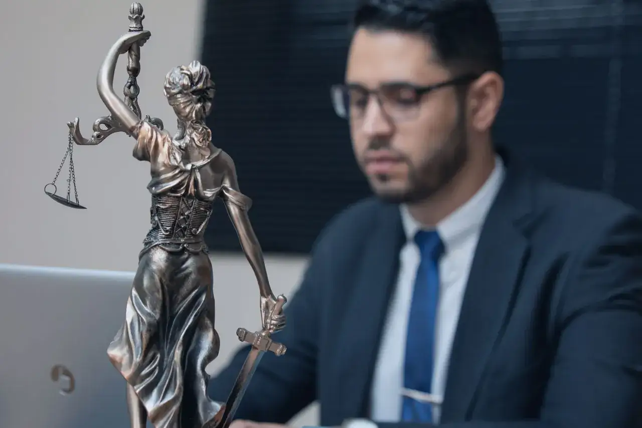 jak wybrać dobrego prawnika porady