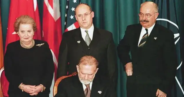 Polska w NATO 1999
