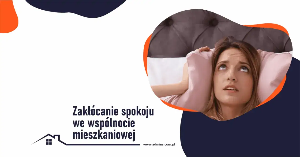 Kobieta w łóżku zakrywa uszy, cierpiąc z powodu naruszenia miru domowego. Tekst: 
